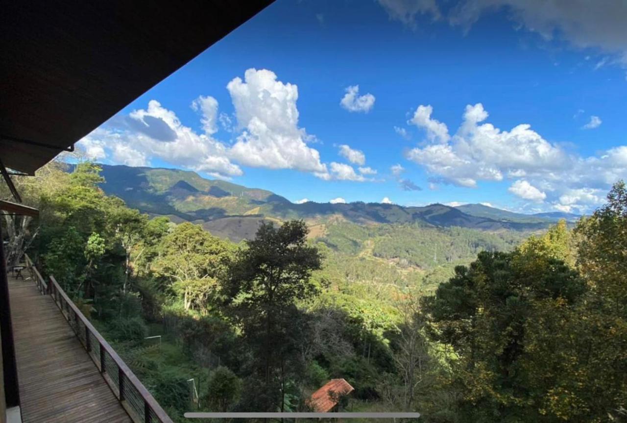 فيلا Casa De Vidro Com Vista Mantiqueira - Com Cafe E Staff Campos do Jordão المظهر الخارجي الصورة